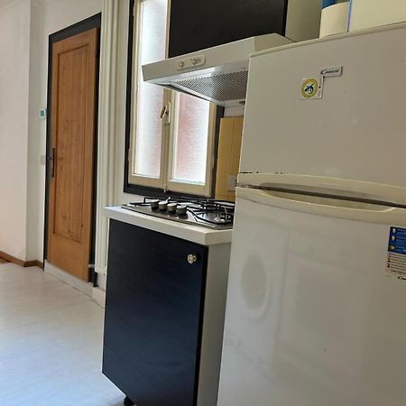 Welc-Om Battisti Cozy Flat Lejlighed Padova Eksteriør billede